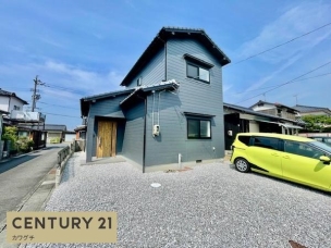 Fully Renovated 3LDK with Parking for Three in Nishitakadomari, Yamaguchi