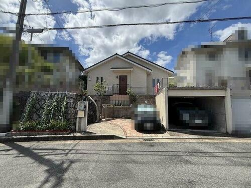 Bright Fully Renovated 3SLDK Home Near Heirizuka Station in Nara in Nara