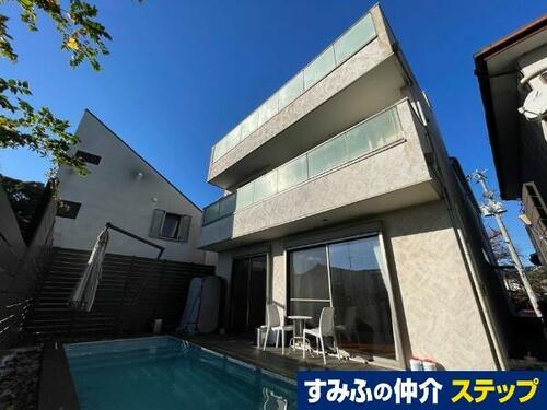 Bright Renovated 3LDK House with Roof Balcony in Ota-ku in Tokyo