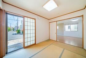 Bright Fully Renovated 4LDK Home with Tatami Room in Nerima in Tokyo