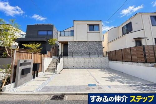 横浜市都筑区、ルーフバルコニー付きの築浅3SLDK戸建て、横浜市