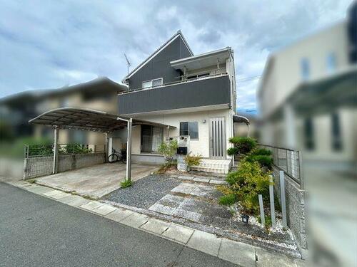 Bright 4LDK Home with a Garden in Okayama's Kita-ku, Okayama