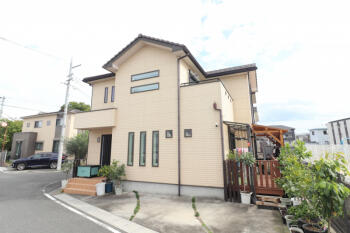 Bright 3LDK Home with Open-Plan Living in Otsu, Otsu, Shiga