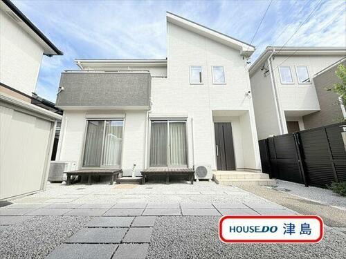 Bright 4LDK Home with Tatami Room Near Saya Station, Aichi