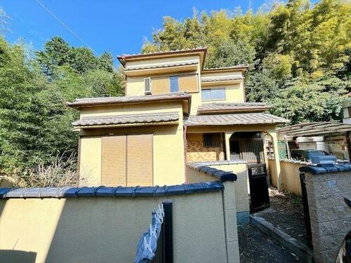 Traditional 5DK Home Near Haginodai Station, Ikoma, Nara