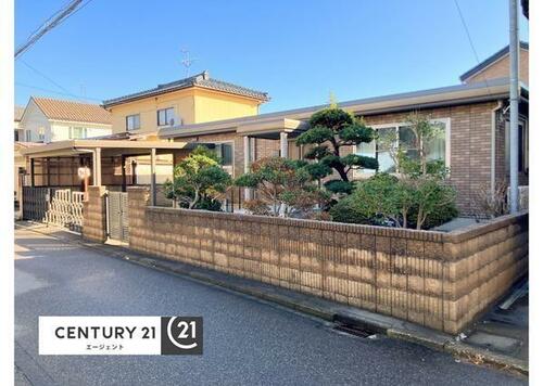 Spacious Sekisui Heim Home Near Terao Station, Niigata