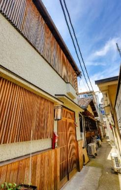 Traditional 3K Tatami Home Steps from Higashiyama Station, Kyoto