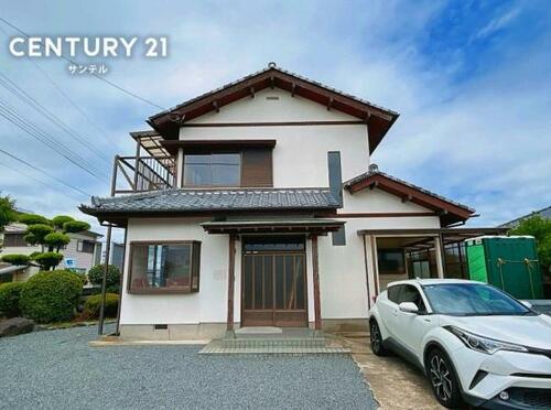 Spacious 4LDK Wooden House on a Large Lot in Quiet Yoshio-cho, Miyazaki