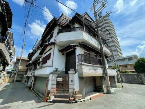 Affordable 4DK Wooden House with Parking near Deto Station, Osaka in Osaka