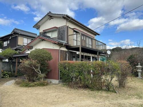 Spacious 4LDK Wooden House on Large Lot in Peaceful Aritomi, Shimonoseki in Yamaguchi