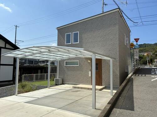 Bright 3LDK Home with Garden and Parking in Imabari, Imabari, Ehime