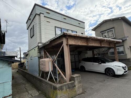 Renovation-Ready 6DK Home Near Goshogawara Station, Goshogawara, Aomori