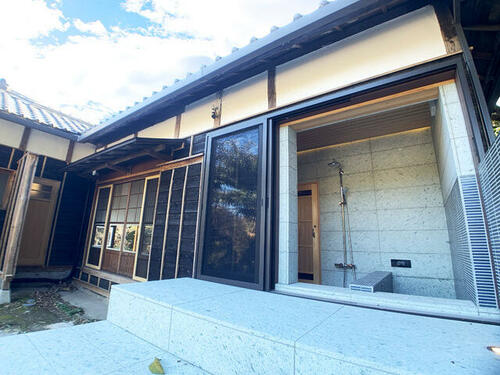 Characterful 4DK Home with Tatami Rooms in Gokurakuji, Kamakura, Kanagawa