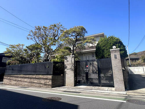 Bright 4LDK Garden Home with Soundproof Studio, 6 Min to Kamakura Station, Kanagawa