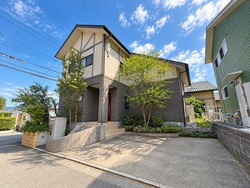 Bright, Partially Renovated 4LDK Home in Misakino, Ozu, Kumamoto