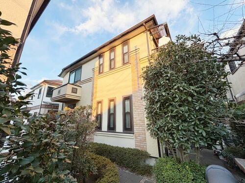 Renovated 4LDK Home Near Three Train Stations in Mitaka, Tokyo