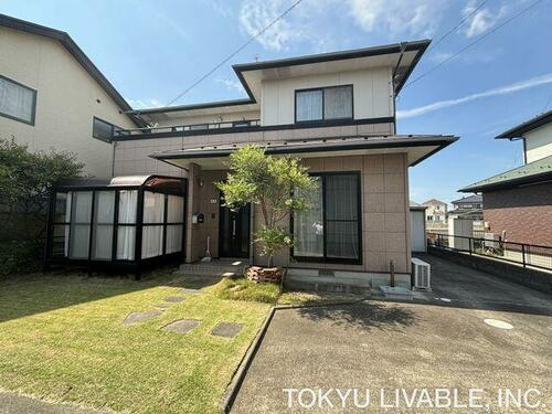 Bright 4LDK House in Sendai's Taihaku Ward with Free Parking in Miyagi