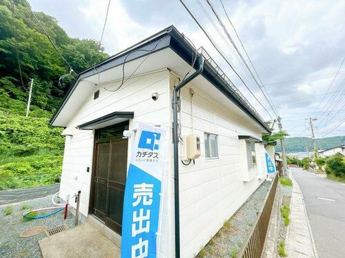 Renovated Compact 2LDK House with 2-Car Parking in Higashi-Sakurayama, Morioka in Iwate