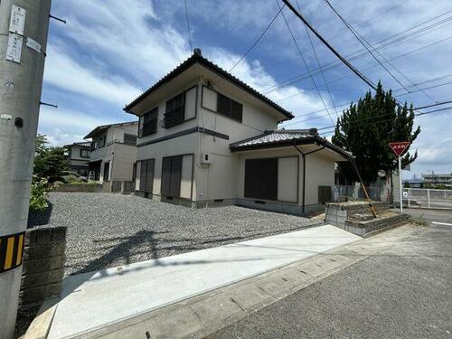 Renovated 4LDK House in Ishii, Tokushima—Bright Rooms & 6-Car Parking, Tokushima
