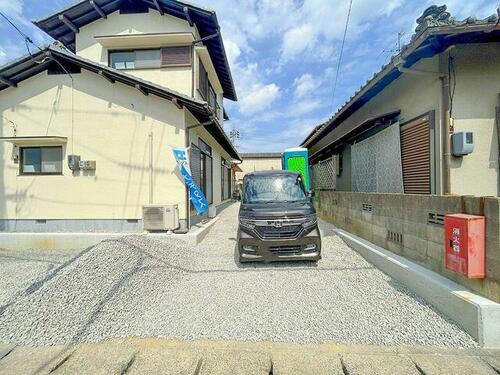 Renovated 3LDK Home with Three-Car Parking in Okayama, Okayama