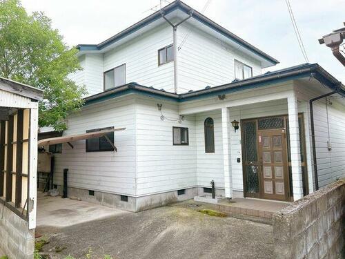 Spacious Unrenovated 6DK Wooden House near Iwadeyama Station, Miyagi
