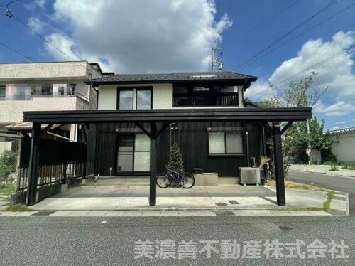 Fully Renovated Bright 3SLDK Wooden House in Quiet Gifu Neighborhood in Gifu