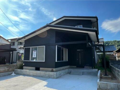 Fully Renovated 3LDK Wooden House in Quiet Tsukimi, Fukui, Fukui