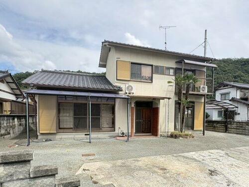 Spacious Unrenovated 6DK House on a Corner Lot in Mihara, Hiroshima, Hiroshima
