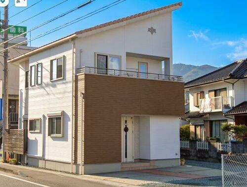 Bright 4LDK Wooden House in Taguchi, Ozu (2015), Ehime