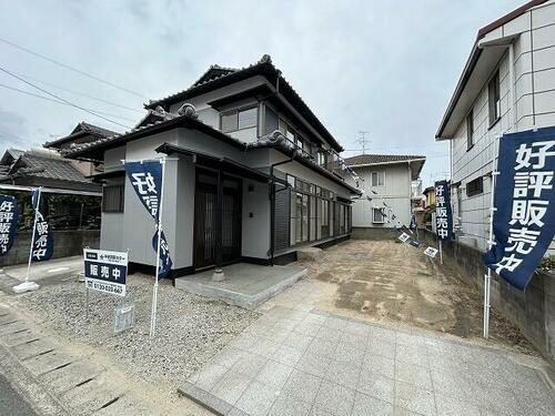Renovated 5LDK Wooden House with Tatami and 4-Car Parking in Quiet Okayama Minami-ku, Okayama