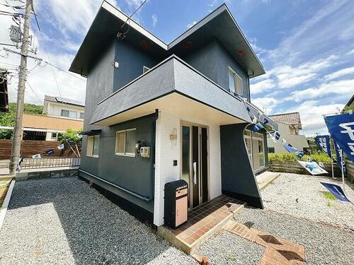 Renovated 3SLDK Home with 22-Tatami Living Room in Okayama, Okayama