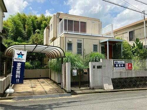 Bright 4LDK Home with Rooftop Balcony in Hatsukadai, Heguri, Nara