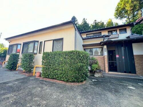 Spacious Single-Story 6LDK on a Large Plot in Matsuura, Matsuura, Nagasaki