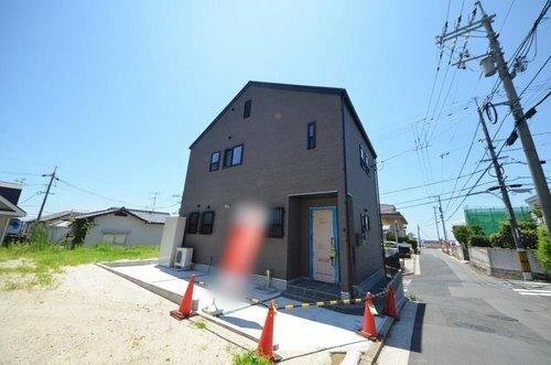 Bright 3LDK Home with Attic Storage in Hiroshima's Nishi-ku, Hiroshima