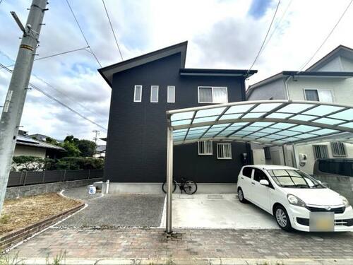 Modern 3LDK Home Near Niihama Station, Niihama, Ehime