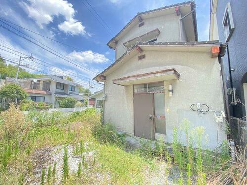 Traditional 2DK House with Tatami Rooms in Kumamoto's Nishi-ku in Kumamoto
