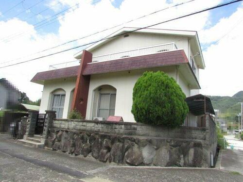 Spacious 7SDK Steel-Frame House with Roof Balcony in Rural Sumoto, Awaji in Hyogo