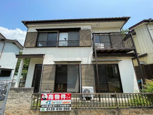 Bright 3LDK Wooden House with Garden, 8 Min to Torizawa Station in Yamanashi
