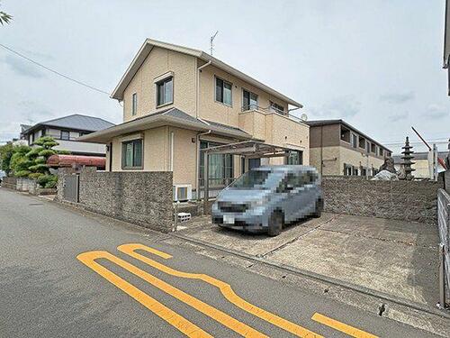 Bright Sekisui House with WIC and Two-Car Parking in Atsugi, Atsugi, Kanagawa