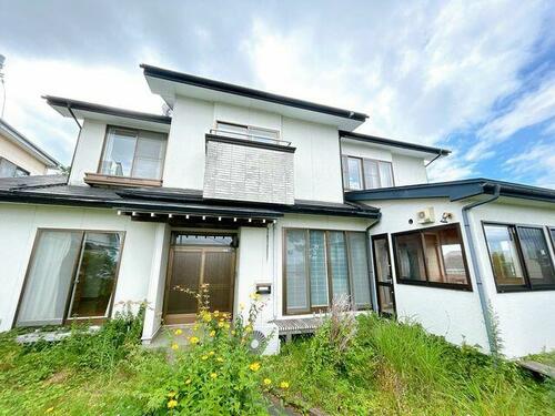 Spacious 5SLDK Wooden Home with City Views in Hachinohe, Aomori, Aomori