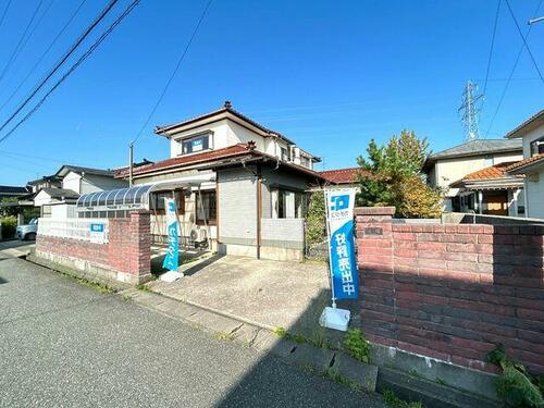Spacious Unrenovated 8DK House in Sakata, Yamagata, Yamagata