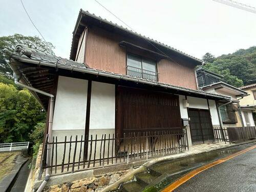 Spacious 8DK Traditional Wooden Home in Kotohira, Kotohira, Kagawa