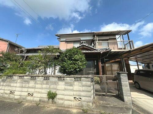 Characterful 6LDK Wooden Home with Tatami Rooms in Quiet Imabari in Ehime