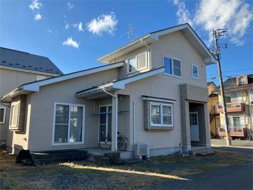 Two-Story Wooden Home with Renovation Potential in Kitakami, Kitakami, Iwate