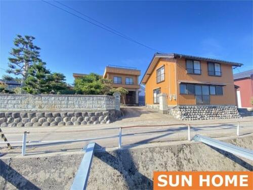Expansive 8LDK RC Home with Large Grounds in Takaoka, Takaoka, Toyama