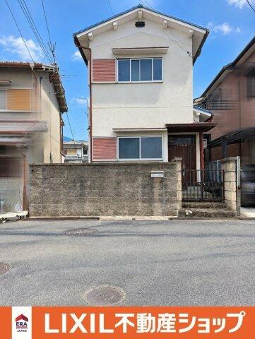 Renovation-Ready 4DK Home Near Three Train Stations in Kashiba, Kashiba, Nara