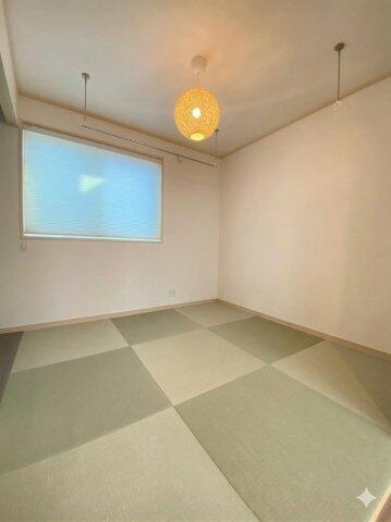 Modern 5SLDK Home with Tatami Room and Whole-House Floor Heating in Fujita, Kumamoto