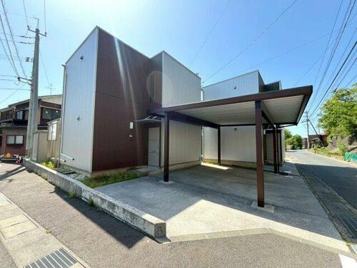 Renovated 3LDK Corner House in Tottori with Garden & 3-Car Parking, Tottori