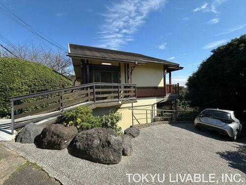 Spacious 3LDK with a South-Facing Garden in Kamakurayama, Kamakura, Kanagawa