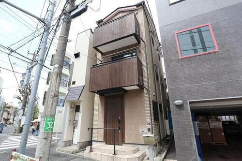 Well-Maintained 2SLDK House Near Higashi-Jujo Station, Tokyo
